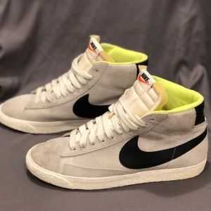 Nike Blazer Mid women’s 9